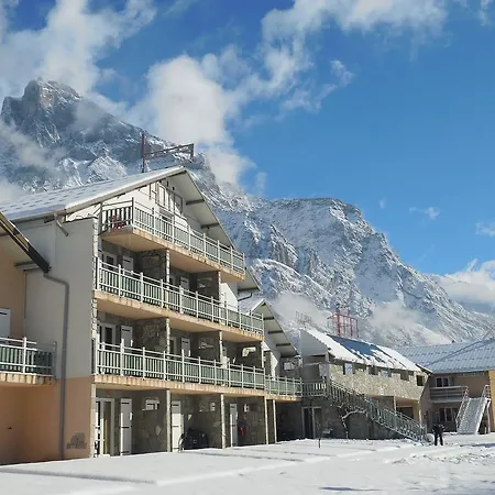 Restaurant Lancheton Hotel Saint-Julien-Mont-Denis